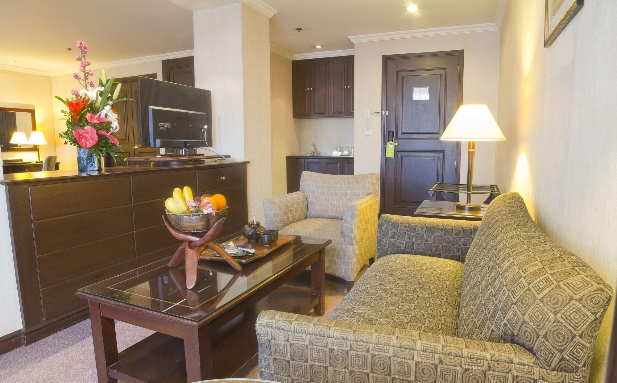Herald Suites Solana Makati City Exterior foto