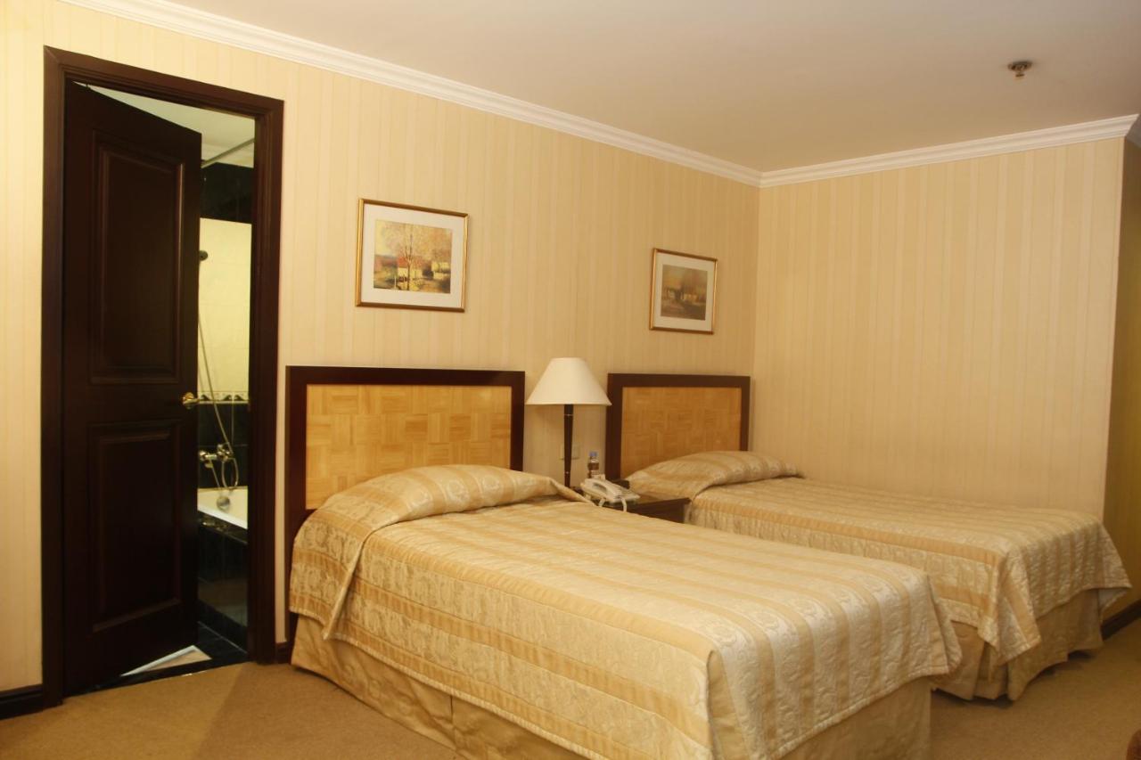 Herald Suites Solana Makati City Exterior foto